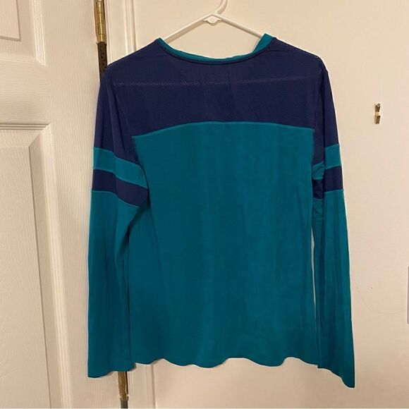 Champion Long Sleeve Tee Size M - Picture 6 of 8